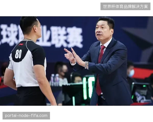 广东宏远继八一之后开创四连冠王朝，李春江是CBA上一位完成此举的教练
